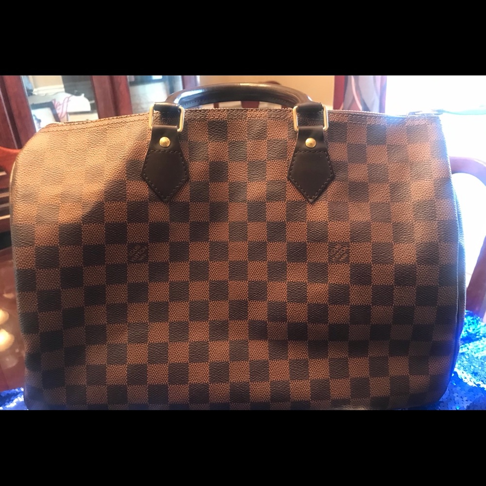 Louis Vuitton Speedy 35